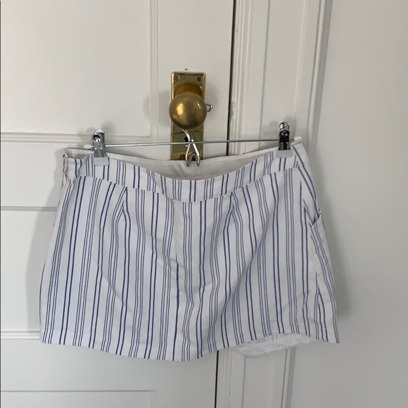 BCBG MAXAZIRA mini skirt - Picture 4 of 4